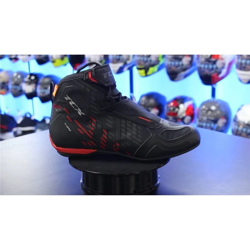 TCX R04D Waterproof Boot (Black/Red) 2 TCX R04D Waterproof Boot (Black/Red) - Image 2